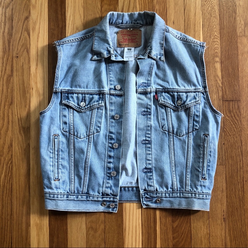 Levi’s Standard Trucker Denim Vest
